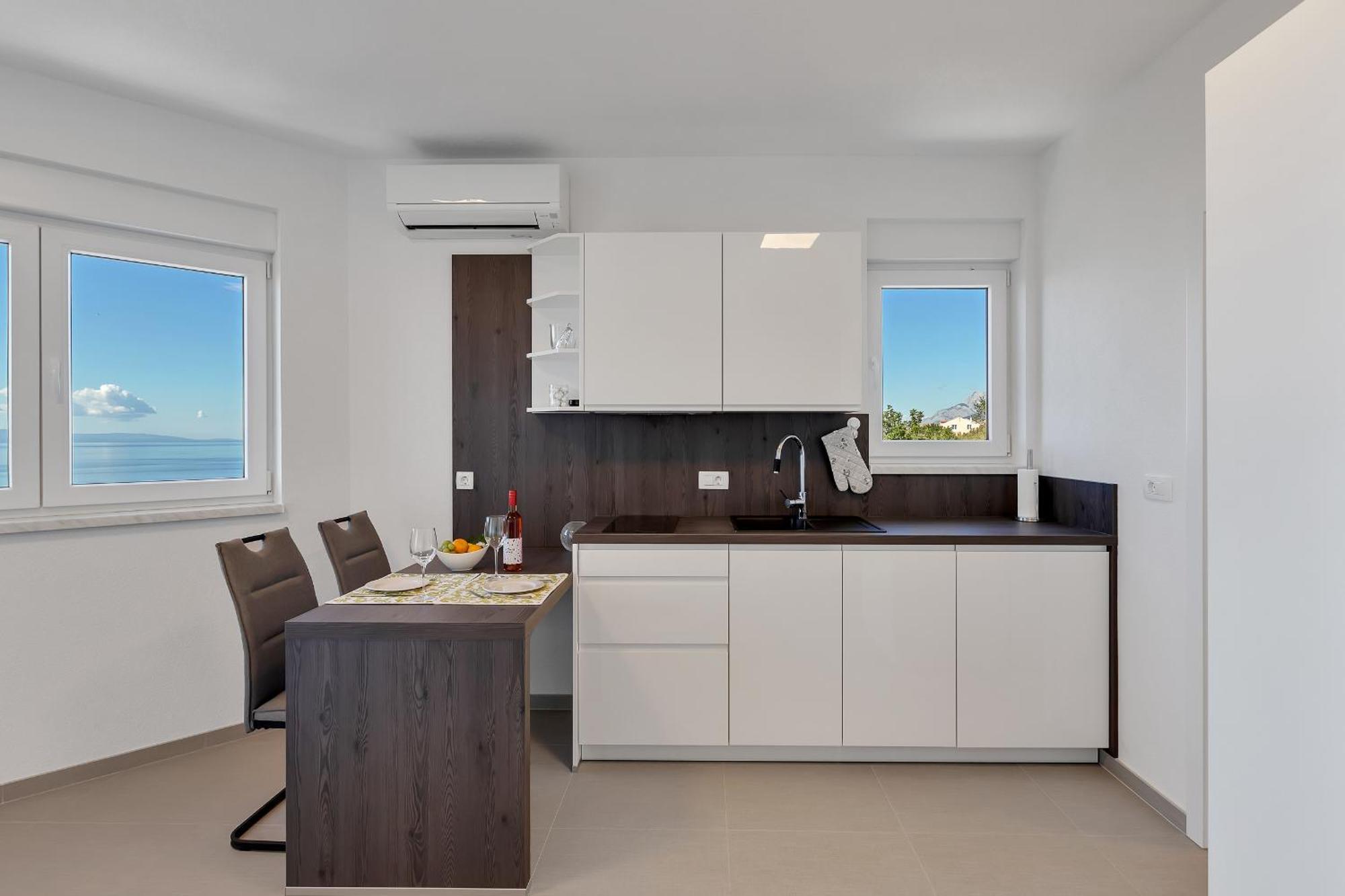 Golden Horizon Retreat Apartment Подгора Екстериор снимка