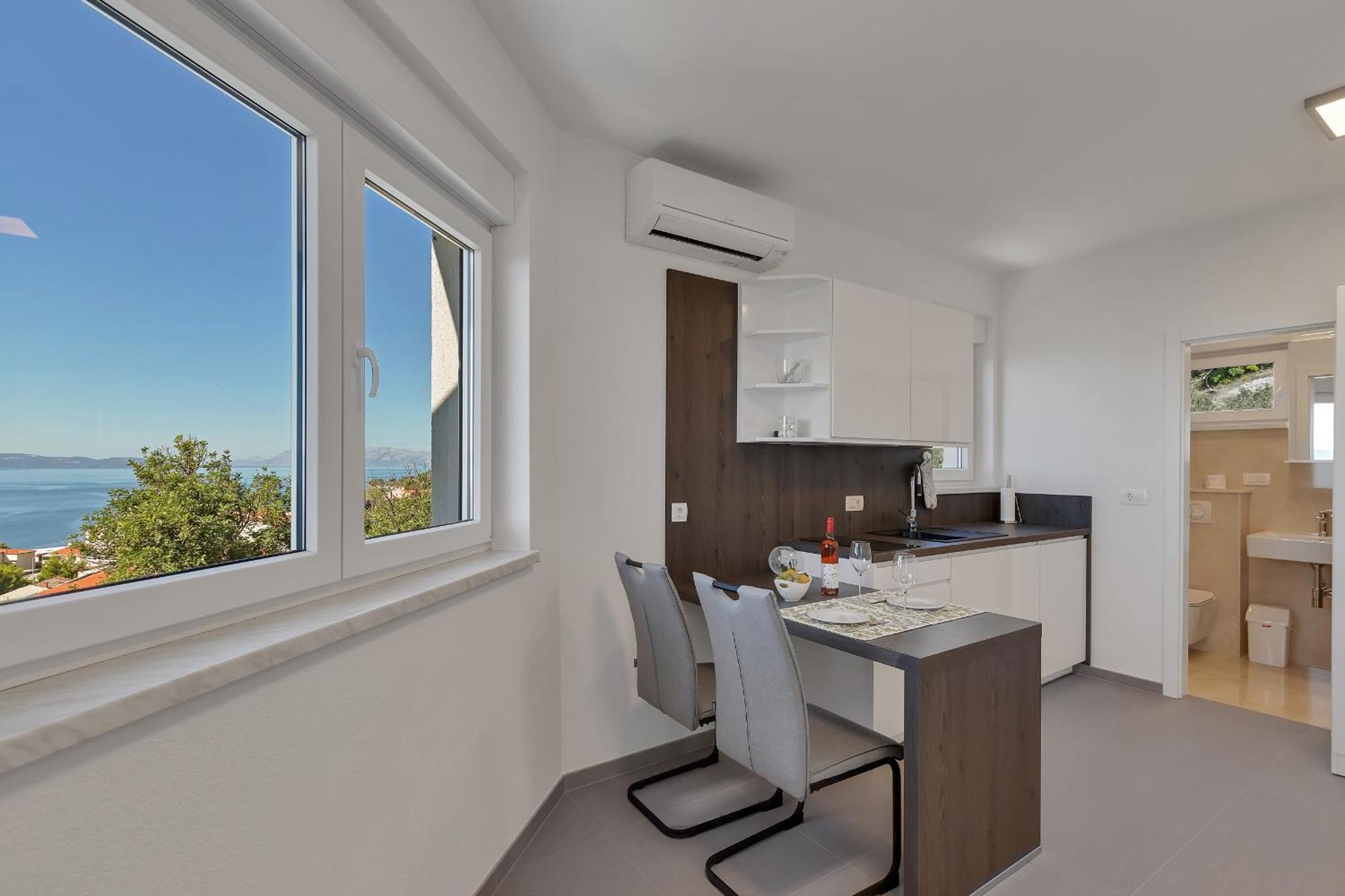 Golden Horizon Retreat Apartment Подгора Екстериор снимка