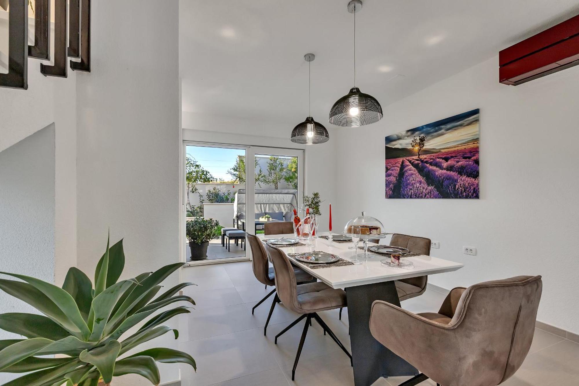 Golden Horizon Retreat Apartment Подгора Екстериор снимка