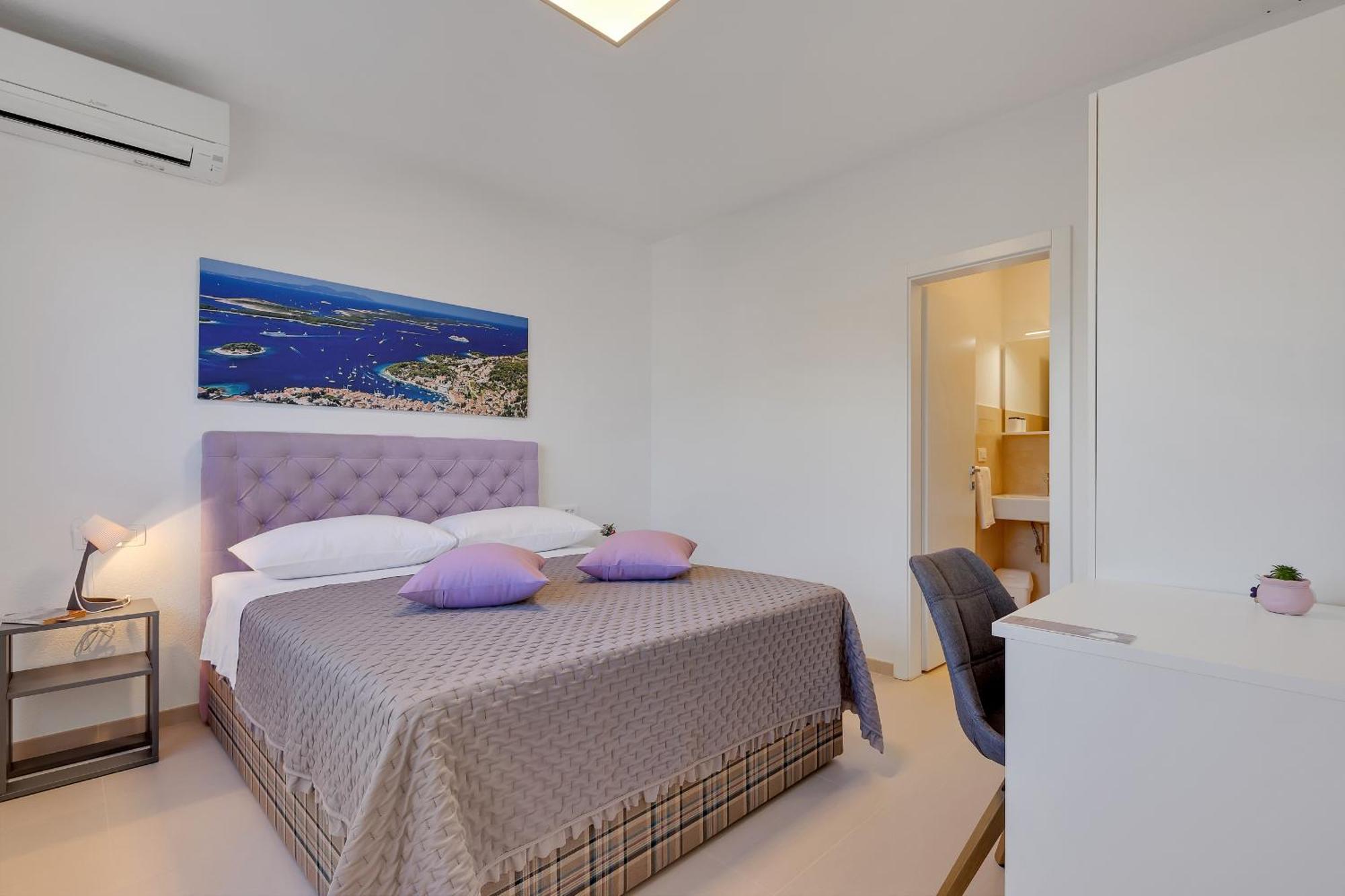 Golden Horizon Retreat Apartment Подгора Екстериор снимка