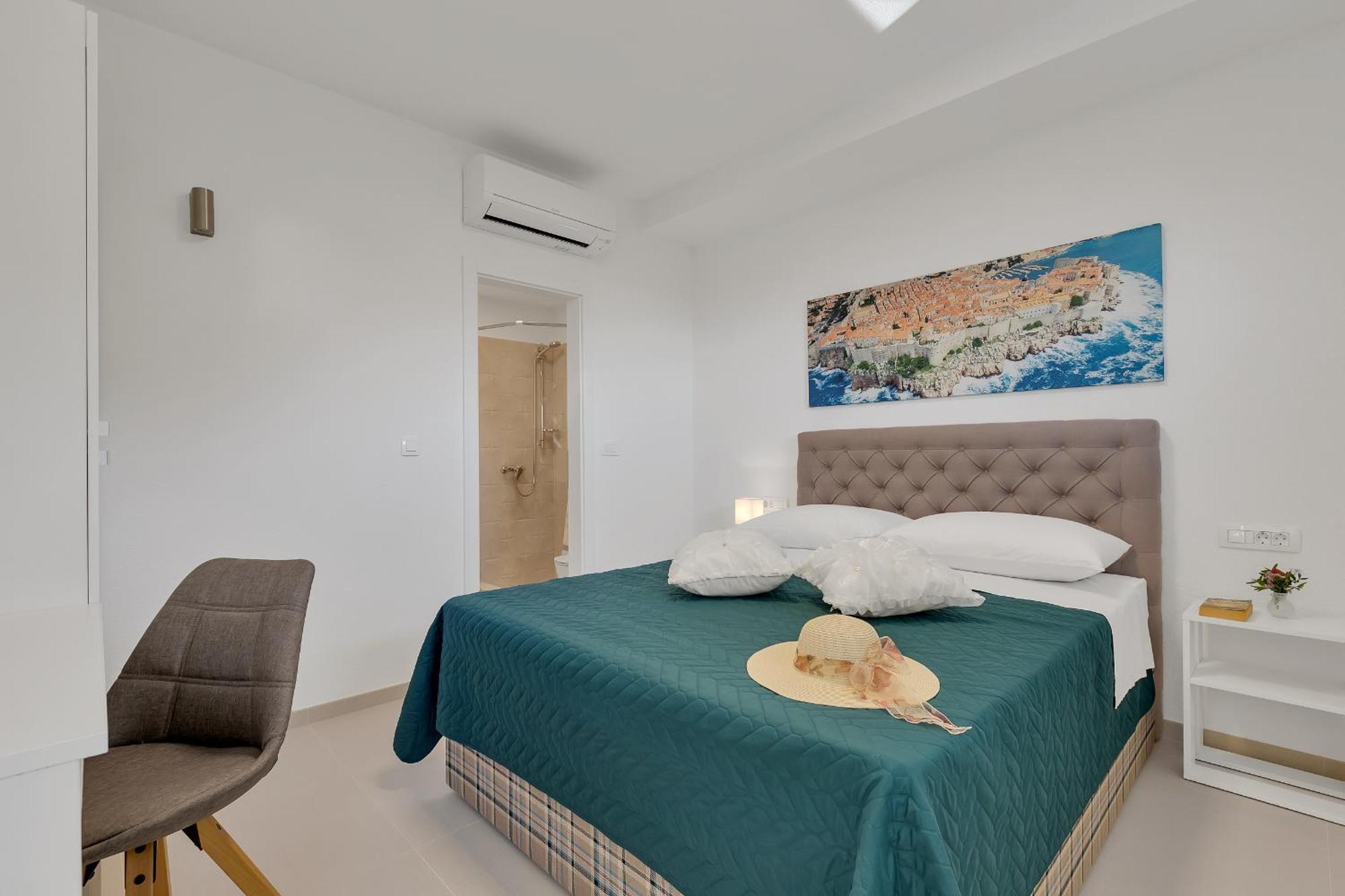 Golden Horizon Retreat Apartment Подгора Екстериор снимка