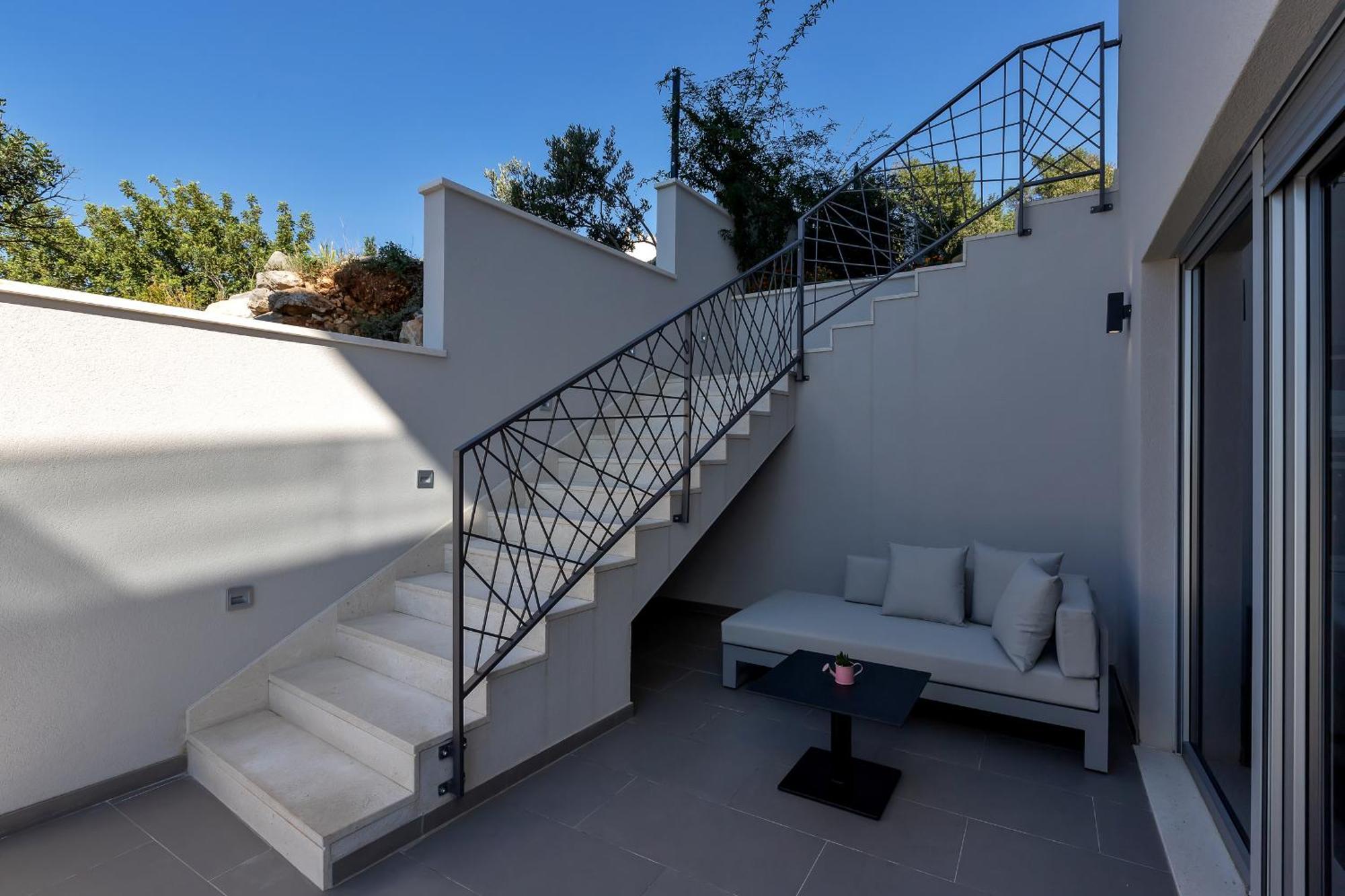 Golden Horizon Retreat Apartment Подгора Екстериор снимка