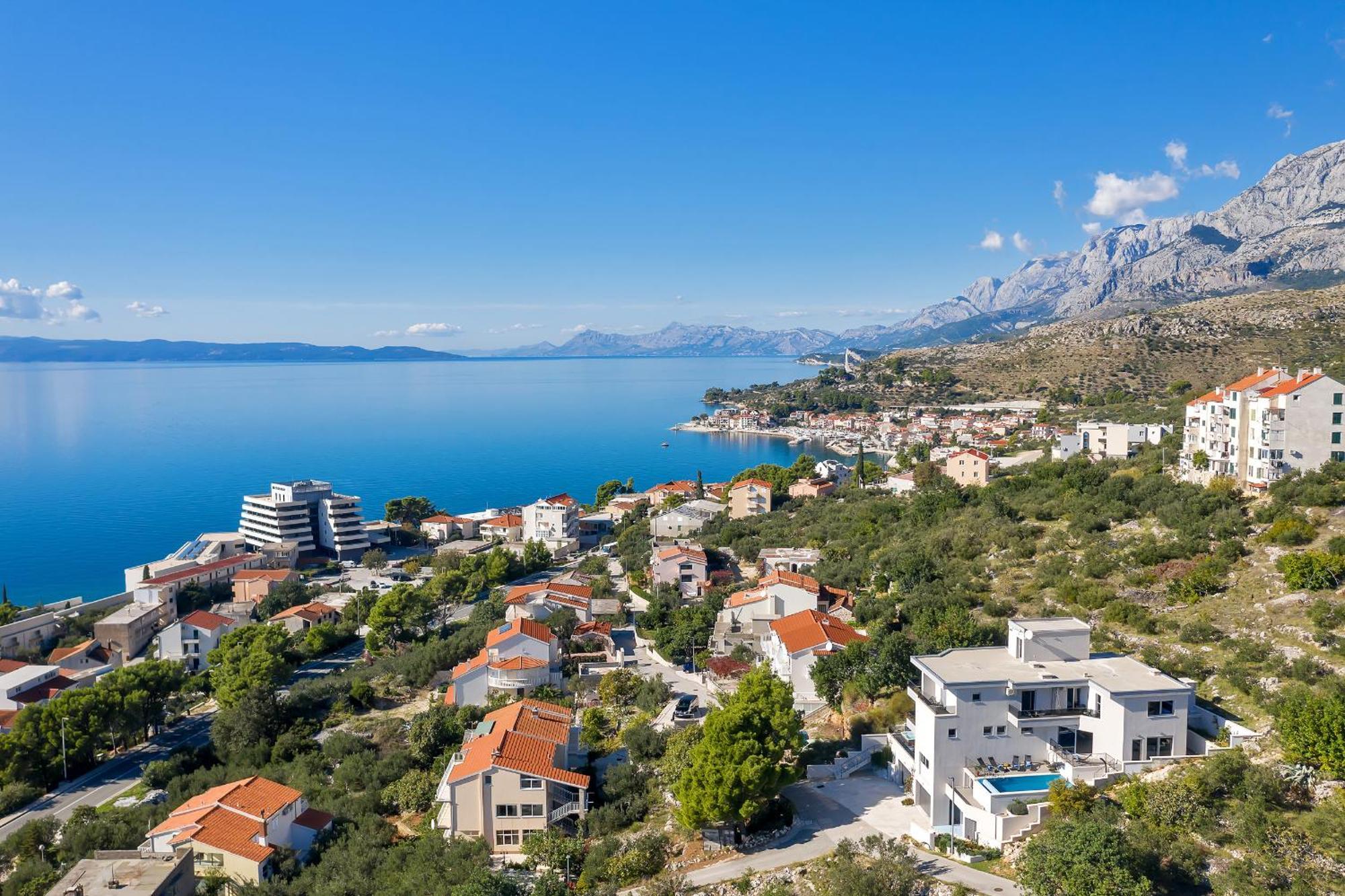 Golden Horizon Retreat Apartment Подгора Екстериор снимка